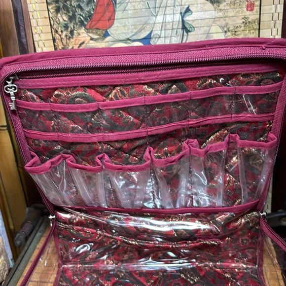 Travel Makeup Cosmetics Jewelry Bag Red Paisley Quilt Large 10”Lx8.25”Wx4”D GUC - Picture 11 of 17